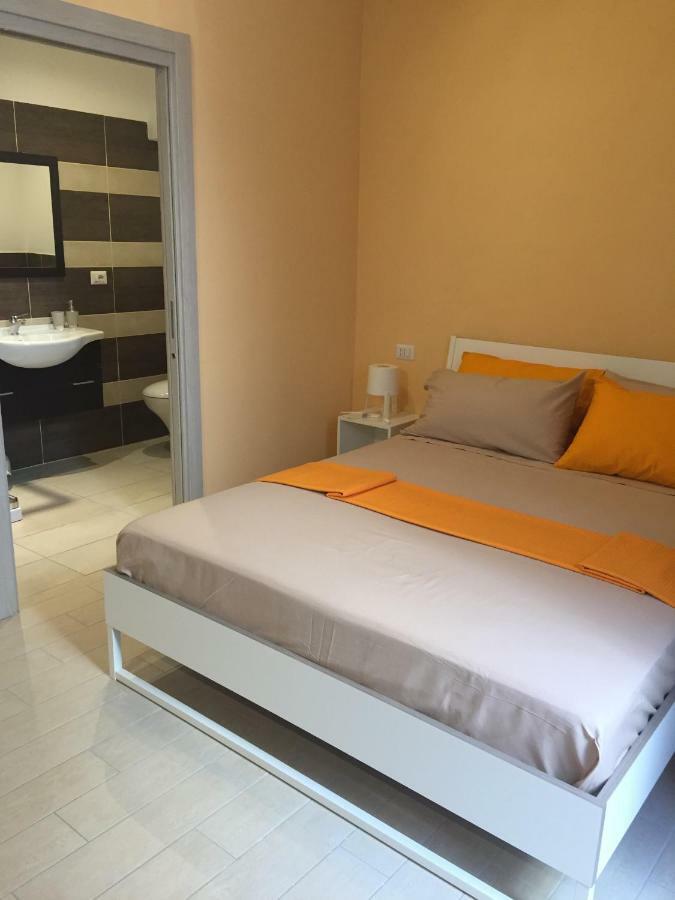 Al Corso Bed & Breakfast Cagliari Bagian luar foto