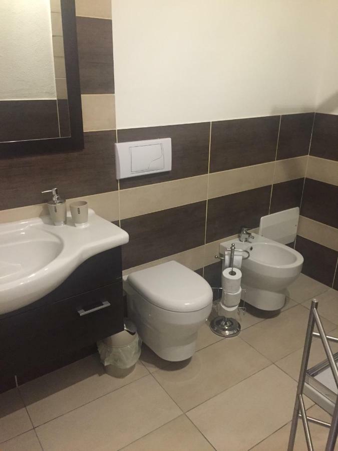 Al Corso Bed & Breakfast Cagliari Bagian luar foto