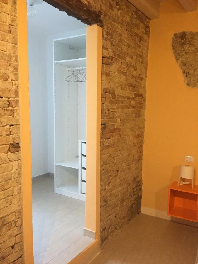 Al Corso Bed & Breakfast Cagliari Bagian luar foto