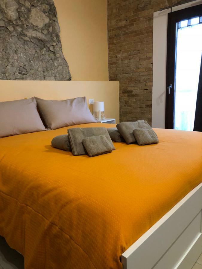 Al Corso Bed & Breakfast Cagliari Bagian luar foto