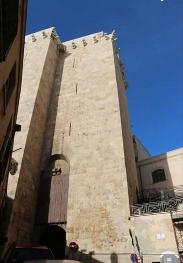 Al Corso Bed & Breakfast Cagliari Bagian luar foto