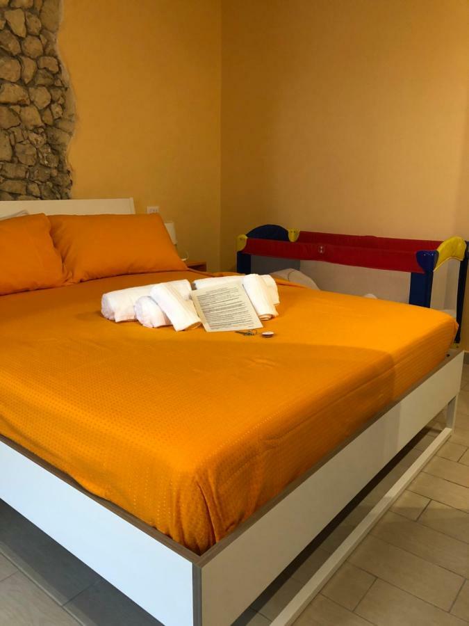 Al Corso Bed & Breakfast Cagliari Bagian luar foto