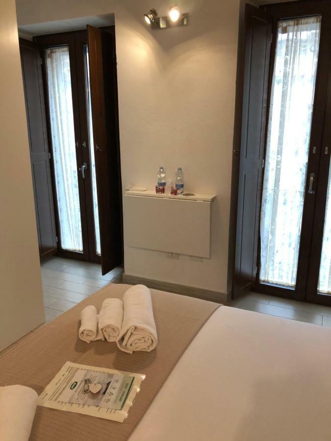 Al Corso Bed & Breakfast Cagliari Bagian luar foto
