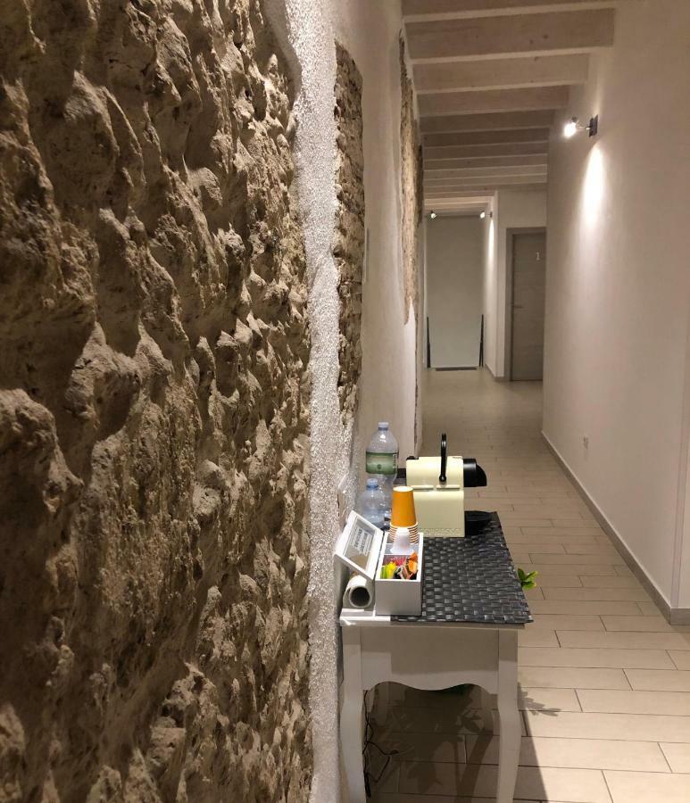 Al Corso Bed & Breakfast Cagliari Bagian luar foto