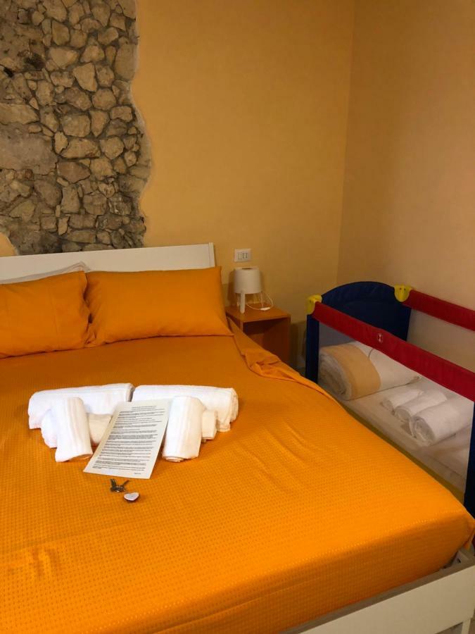 Al Corso Bed & Breakfast Cagliari Bagian luar foto